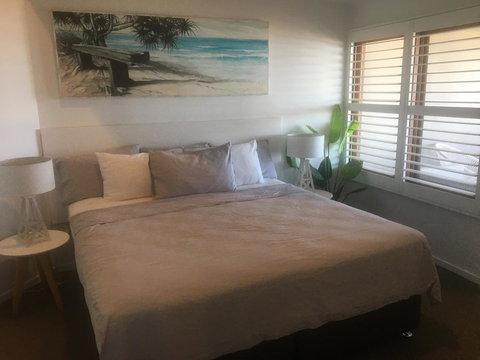 Lennox Holiday Apartments - Redcliffe Tourism 23