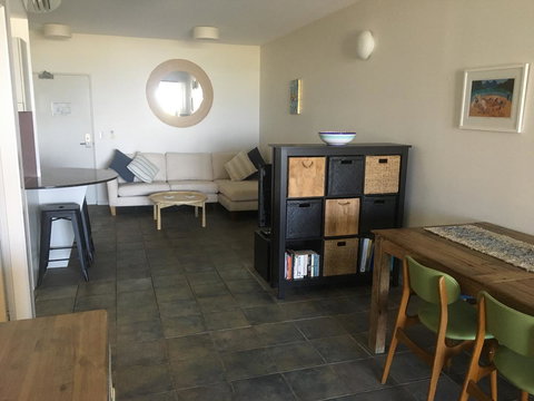 Lennox Holiday Apartments - Redcliffe Tourism 18