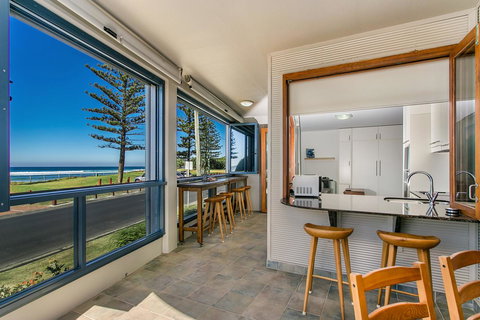 Lennox Holiday Apartments - Redcliffe Tourism 32
