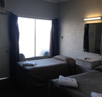 Boomerang Hotel - Redcliffe Tourism