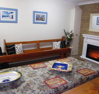 Boomers Guest House Hamilton - Redcliffe Tourism
