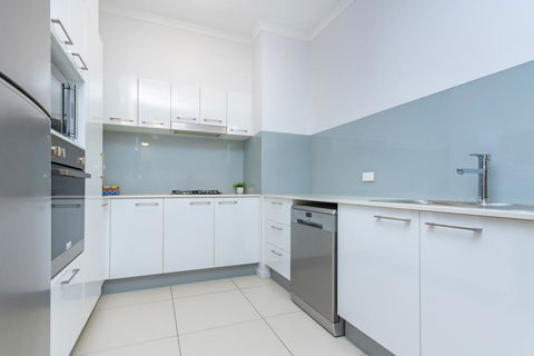 Boulevard North Lakes - Redcliffe Tourism 2
