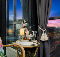 Braddon Penthouse Top Location Netflix WiFi Views - Redcliffe Tourism