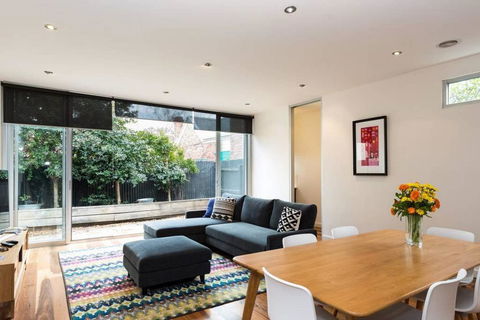 Bradman Modern Style A Walk To MCG, Swan St, CBD - Redcliffe Tourism 0