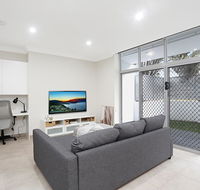 Brand New 2 bedroom Apartment for 7 People - Redcliffe Tourism