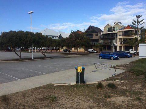 Breakwater Short Stay - Redcliffe Tourism 1