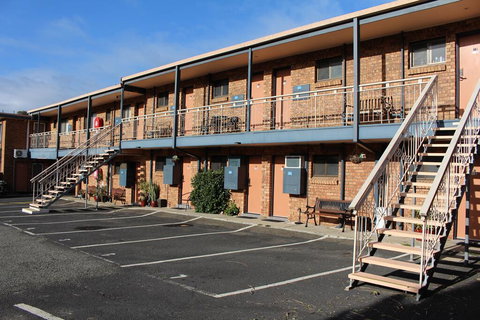 Bridge View Motel - Redcliffe Tourism 3