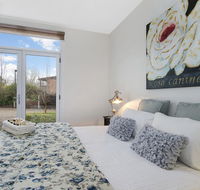 Bright Bliss - Luxury Guesthouse - Redcliffe Tourism