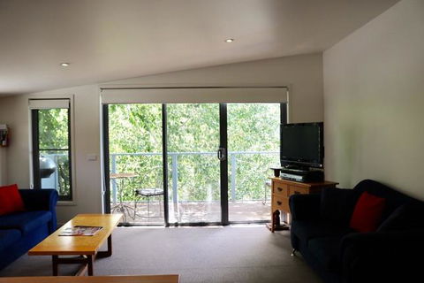 Bright Woodlands Retreat - Redcliffe Tourism 2
