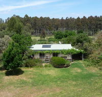 Brimin Lodge Orchard Cottage - Redcliffe Tourism