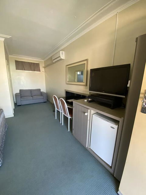 Bucketts Way Motel Gloucester - Redcliffe Tourism 2