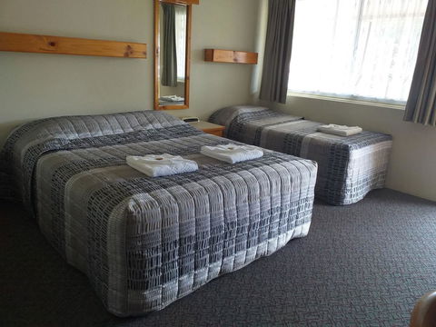 Bucketts Way Motel Gloucester - Redcliffe Tourism 0