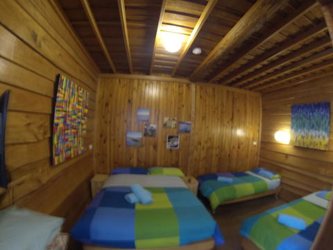 Bunkhouse Motel - Redcliffe Tourism 1