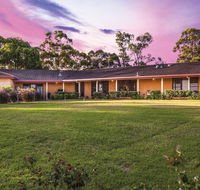 Burncroft Guesthouse - Redcliffe Tourism