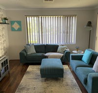 Byford House in the Glades - Redcliffe Tourism