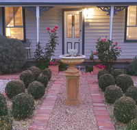 C  A's Cottage - Redcliffe Tourism