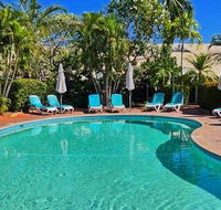 Cable Beach 1 bed RESORT apartment private Wifi - Redcliffe Tourism