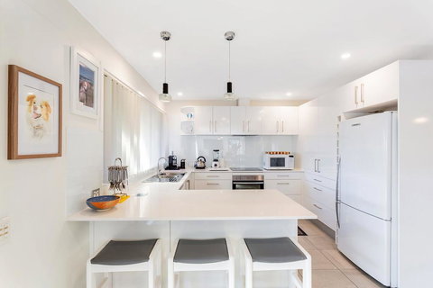 Campbell Avenue, 28 - Redcliffe Tourism 1