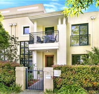 Campbelltown Most Sought After Park Central Home - Redcliffe Tourism