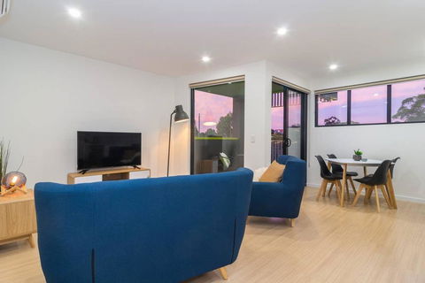 Canopy @ 44-Minutes From The CBD, Train And Cafes - Wifi - Nespresso - Amenities - Redcliffe Tourism 2