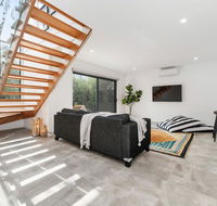 Capel Sound Beachside Luxury - Redcliffe Tourism