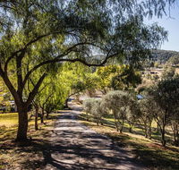 Capers Guesthouse Barn and Cottage - Redcliffe Tourism
