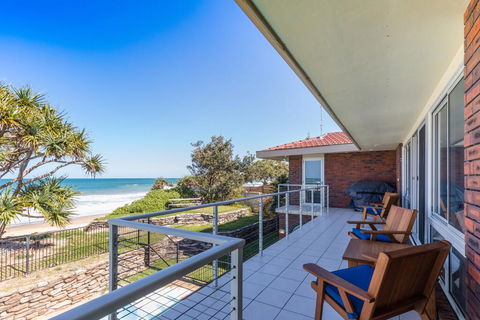 Captain's Quarters - Redcliffe Tourism 2