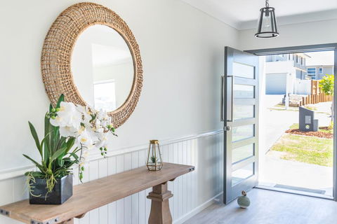 Casa Bel - Brand New Mansion - Min From Beach - Redcliffe Tourism 3