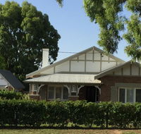 Casey Street Cottage Suite - Redcliffe Tourism