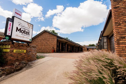 Castlemaine Colonial Motel - Redcliffe Tourism 0