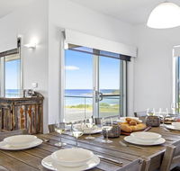 Catalina - brand new house - Redcliffe Tourism