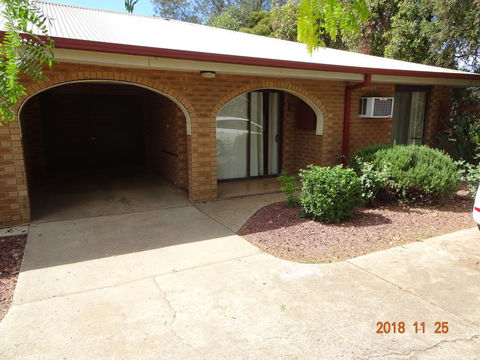 CCC - Central Clean Comfortable Apartment - Redcliffe Tourism 0
