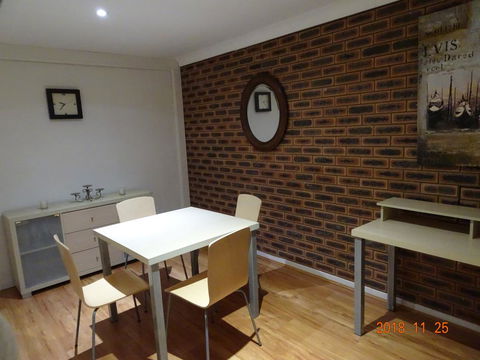 CCC - Central Clean Comfortable Apartment - Redcliffe Tourism 1