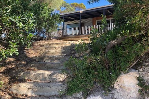 CDC-625 Beach House Incl.rear 2BR Studio - Redcliffe Tourism 3