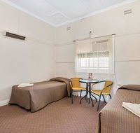 Centennial Hotel Gulgong - Redcliffe Tourism