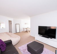 Central March 2 bed Walk everywhere - Redcliffe Tourism
