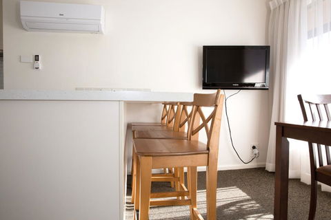Centralpoint Motel - Redcliffe Tourism 3