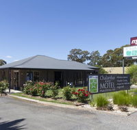 Chalambar Motel - Redcliffe Tourism