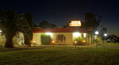 Charlton Motel - Redcliffe Tourism 0