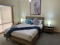 Book Kennington Accommodation Vacations Redcliffe Tourism Redcliffe Tourism