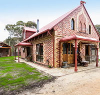 Chianti Cottages - Redcliffe Tourism