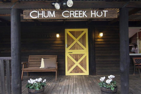 Chum Creek Hut - Redcliffe Tourism 0