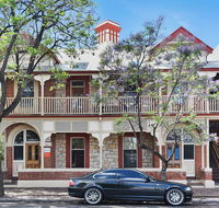 City Apartments at Cecil Mansions - Redcliffe Tourism
