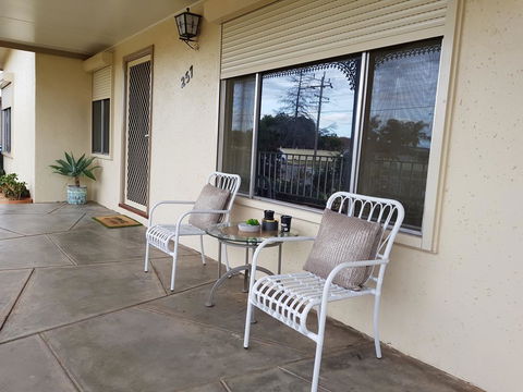 City Holiday Home Mildura - Redcliffe Tourism 2