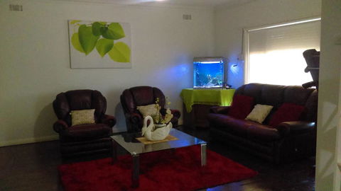City Holiday Home Mildura - Redcliffe Tourism 3