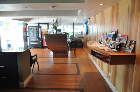 City Park Hotel - Redcliffe Tourism 2
