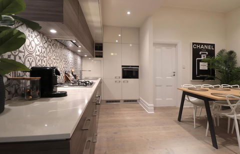 CITYSCAPE Davcorp Executive Rentals - Free Wifi Wine Netflix In Nth Adelaide - Redcliffe Tourism 2