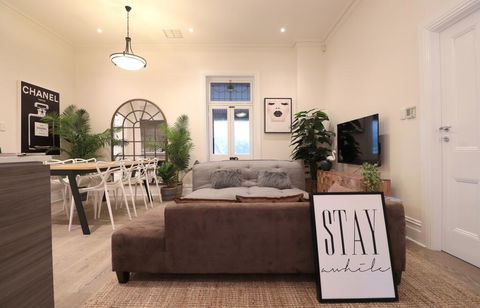CITYSCAPE Davcorp Executive Rentals - Free Wifi Wine Netflix In Nth Adelaide - Redcliffe Tourism 0