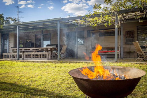 Claremont Cottage - Redcliffe Tourism 2