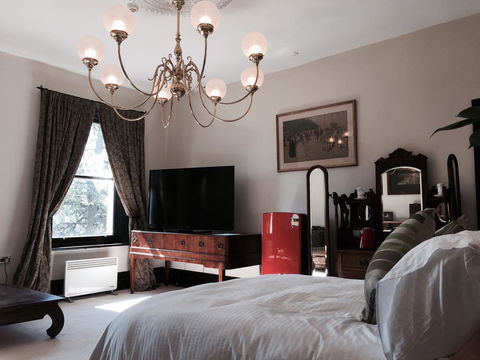 Claremont House - Redcliffe Tourism 2